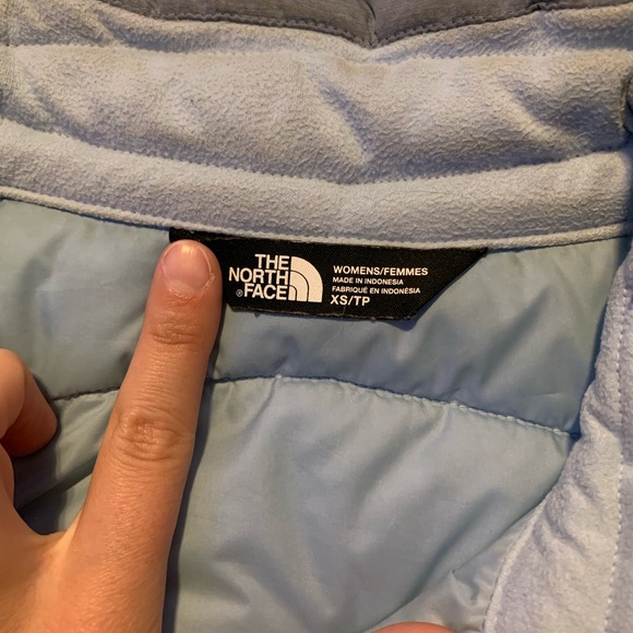 3 vests. You can buy them all as a bulk or individually. - Picture 6 of 7